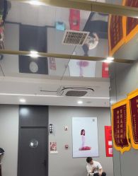 -单色舞蹈