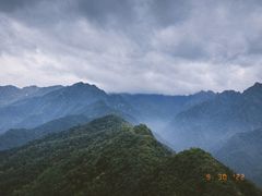-秦岭终南山世界地质公园翠华山景区