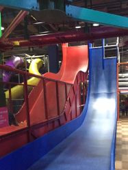 -欧酷世界动力星球(王府井奥莱UP TOWN店)