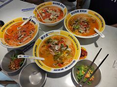 -粉小主·贵州酸汤牛肉粉(南京仙林金鹰店)