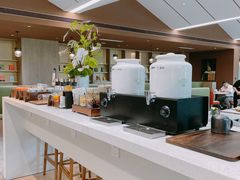 -上海虹桥中心爱琴海亚朵S酒店