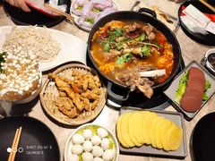 -沪小胖小龙虾(淮海中路旗舰店)