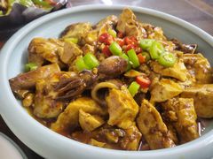 -鸿运美食府
