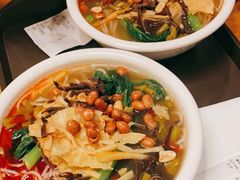 -水平有限螺蛳粉(宏达大厦店)