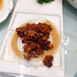 -鑫淼餐饮娱乐中心(江东街店)