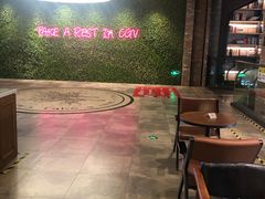 -CGV影城(滨江天街IMAX店)