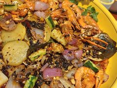-休记光头香辣蟹干锅(绵竹店)
