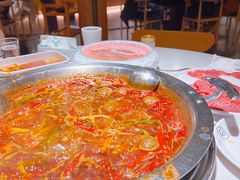 -茅草房·河畔园林火锅