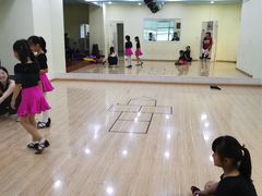 -刘诗昆艺术学校(一品天下校区)