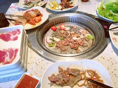 -佰烧海鲜烤肉火锅自助(世茂国际广场店)
