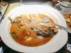 -卢大鲜鱼头捞饭(美利广场店)