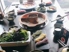 -滇釜火锅·能喝汤的火锅(车公庄店)