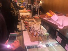 -巴黎贝甜(大宁国际商业广场店)