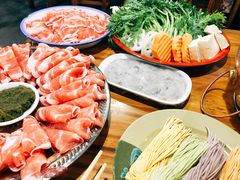 -东镇老火锅(长春路首店)