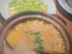 -蜜桃餐厅·伴山(湖滨商业街店)