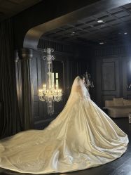 点击看大图 -Bridal Queen·婚纱女皇