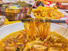 -九妹农家大铁锅东北菜(江湾店)