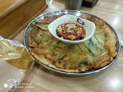 -牛信亭韩国料理·炭火烤肉(紫藤路店)