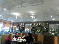 -小天鹅戴斯酒店鲸鲨百汇创作料理