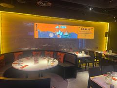 景观位-鸣记脆皮烤鱼·海鲜烤鱼(三八广场店)