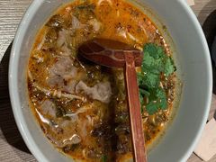 老坛酸菜牛肉米线-云味馆·云南菜·云南米线(景田店)