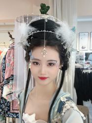 -一揽芳华汉服旗袍体验馆(拙政园店)