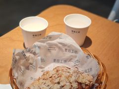 -麦田工坊(月湖店)