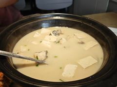 -陈大锅·岳阳鱼馆·地道岳阳菜(美食街店)