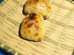 新疆烤包子-楼兰古丽新疆菜(钟楼景观店)