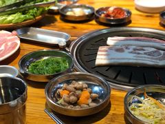 -韩国明洞碳烤肉(常平店)