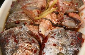 Sauce-fermented Fish with Pickled Cucumber
