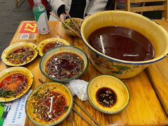 -拈签一笑黄牛肉辣卤串串