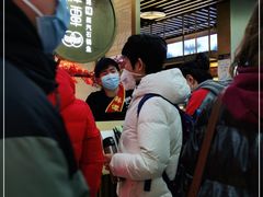 等位区-鲜潭蒸汽石锅鱼(五道口购物中心店)