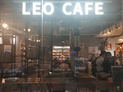-LEO CAFE