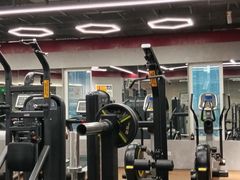 -VLines耀能运动Space&Flow(国贸店)