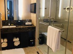 -青岛海尔洲际酒店