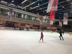 -冠军冰场(环球中心店)