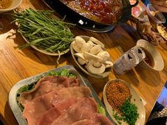 -岗上渣渣老火锅(两路口店)