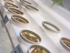 -川骄海鲜自助(王府井奥莱UP TOWN店原世界之花店)