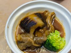 鹅掌焗婆参-郑厨私房菜