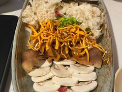 -老牌坊云南鱼豆花火锅(哈西万达店)
