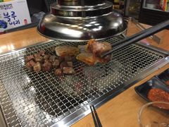 -肉甲韩国木炭烤肉(新壹街1店)