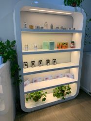 -摩睫+皮肤管理·科学美容中心