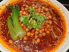 -麻六记(凤凰汇店)