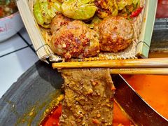 -热火朝天鲜切牛肉火锅(南强街巷店)