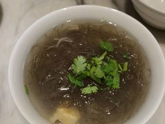 -满江红四季餐厅 · 国家五钻级酒家(新纪元大酒店店)