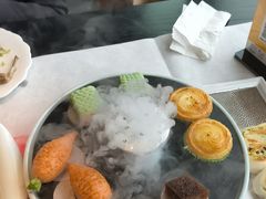 四喜点心拼盘-馋遇江南·精致湖景雅宴(东方之门店)