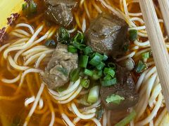 -二娃邓板凳面(解放碑店)