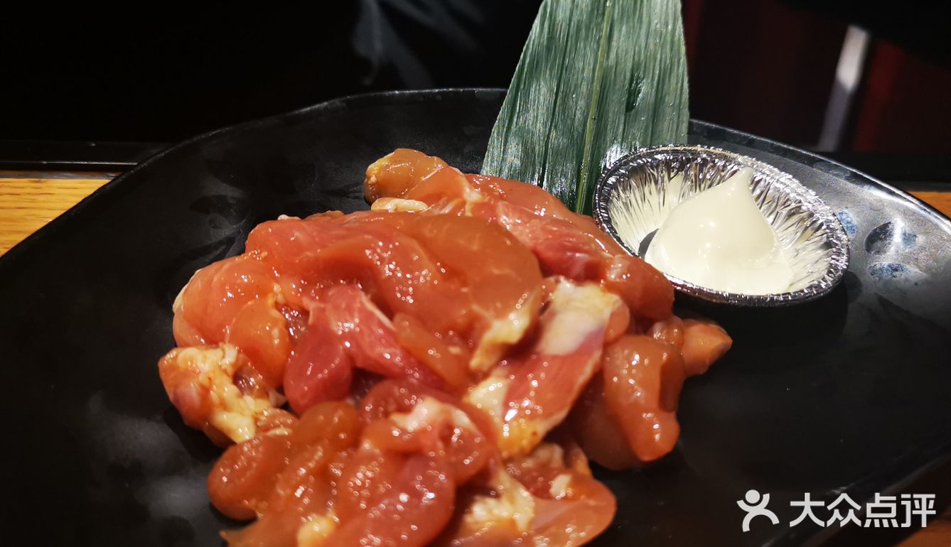 烤肉滋滋作响[调皮]冬日里的温暖美味