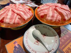 精品牛羊双拼-万小鍋·酸汤肥牛火锅(苏宁广场店)